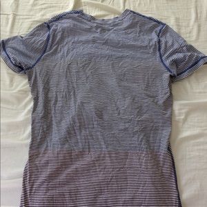 Men’s Lululemon shirt